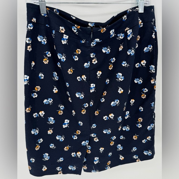 Ann Taylor Factory Navy Floral Pencil Skirt - Picture 2 of 9
